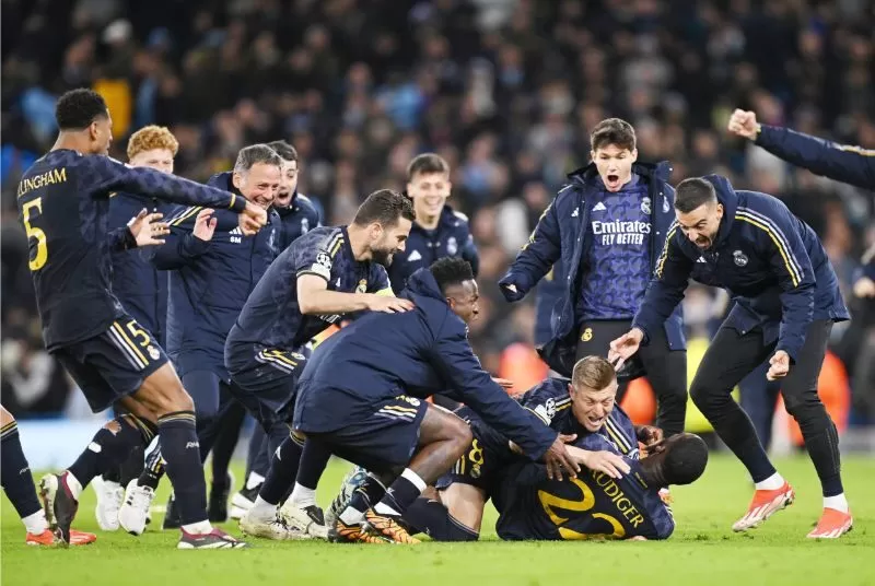 G&atilde; khổng lồ b&oacute;ng đ&aacute; ch&acirc;u &Acirc;u&nbsp;